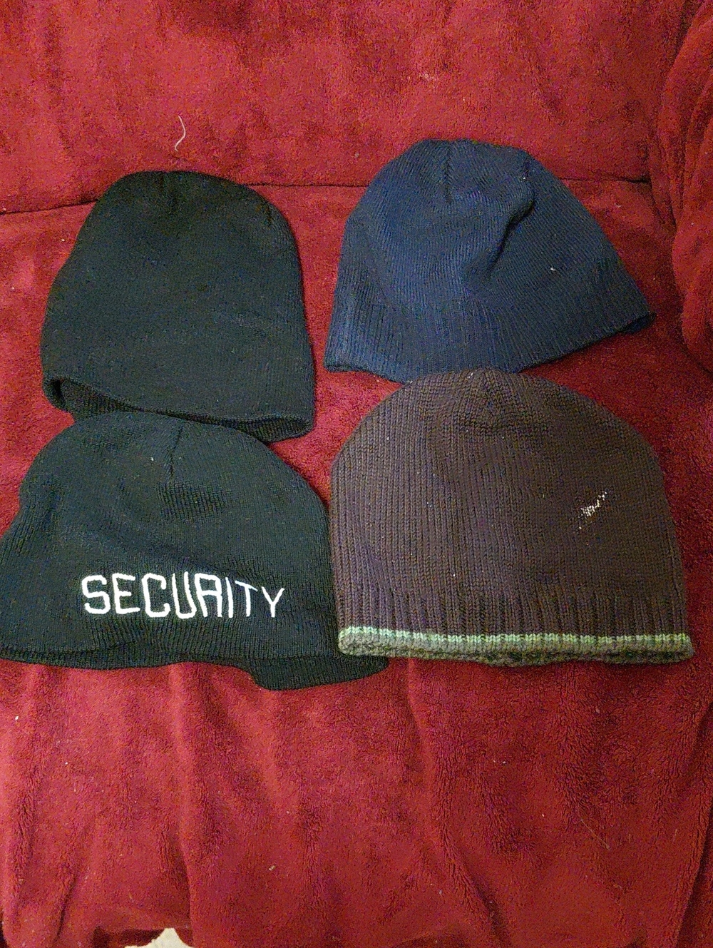 4 Mens  Unbranded Beanie Hats